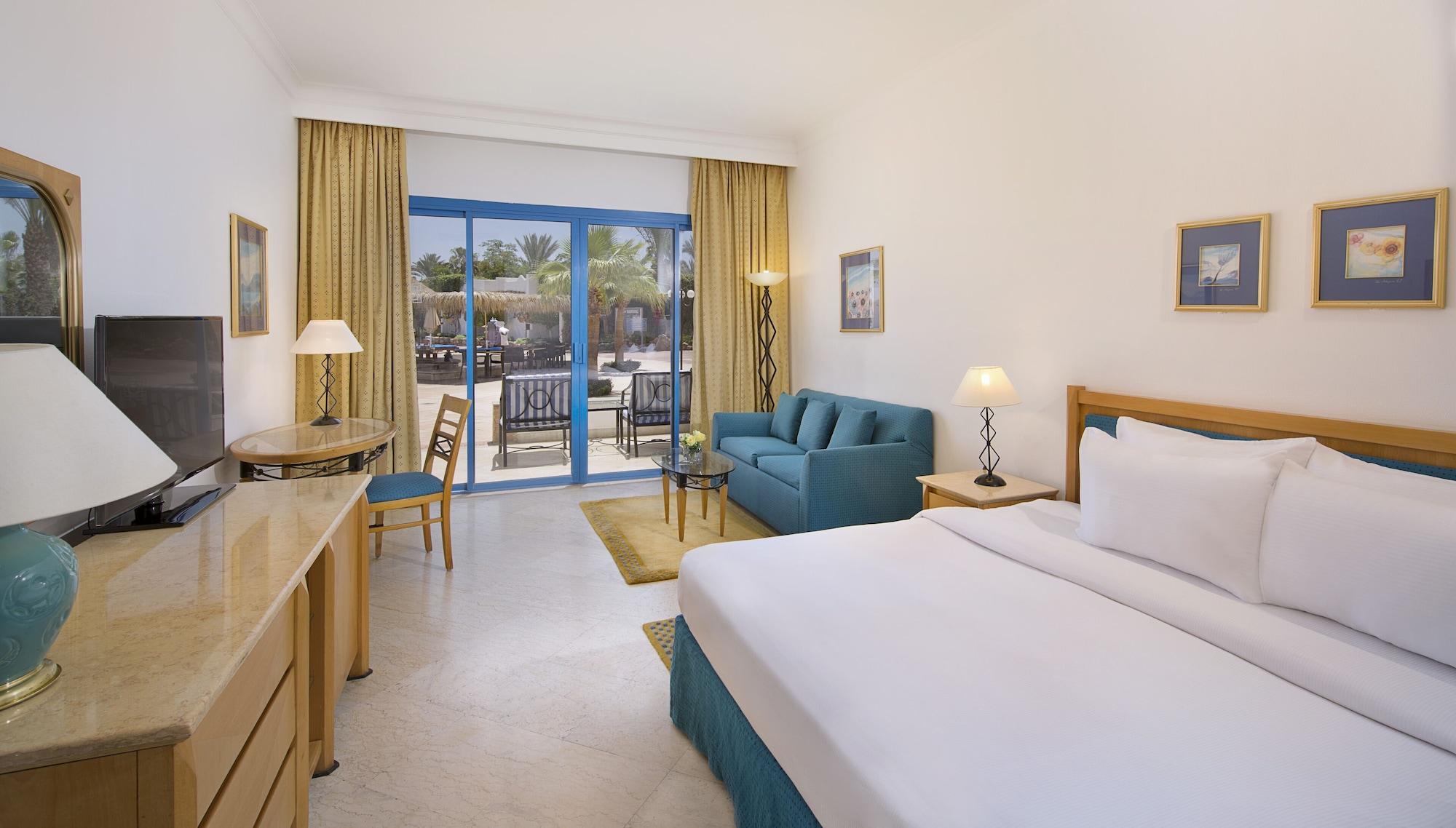 Resort Fayrouz 4*